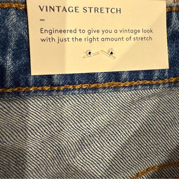 Universal Thread Blue Denim Cutoff Shorts Plus Size 16/33R NWT - Picture 4 of 5